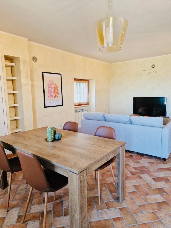 Thomas' Castle Apartment Поцоленго Екстериор снимка